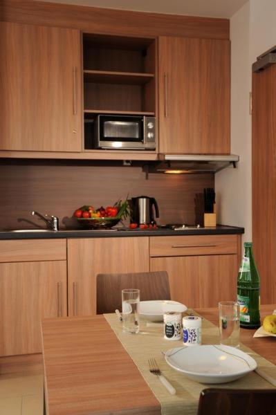 Sleep In - Bielefeld Boardinghouse Aparthotel Luaran gambar